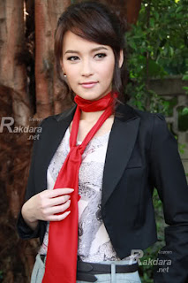 Xem Phim Hoa Hồng Của Quỷ Xem Phim Hoa Hồng Của Quỷ - Hoa Hong Cua Quy