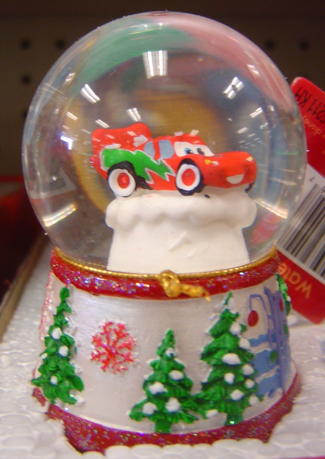 DISNEY COLLECTIBLES NEW DISNEY CHRISTMAS SNOWGLOBES