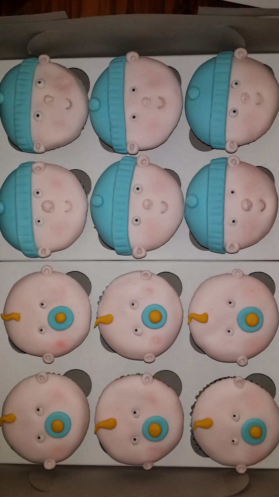 It's a boy - Cupcakes