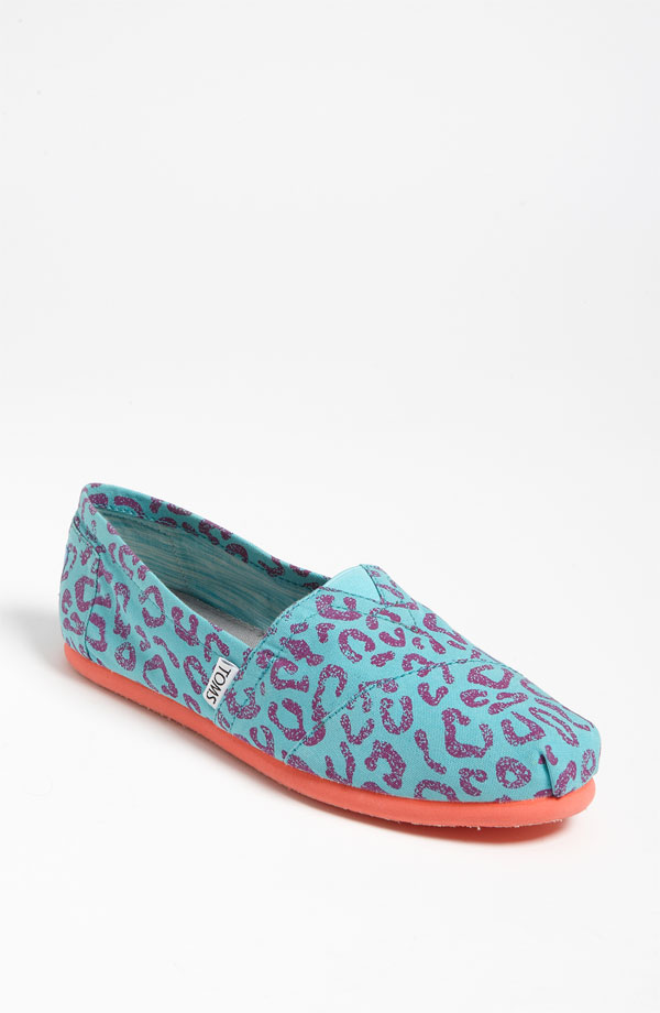 Exclusive toms shoes Shop for TOMS Shoes for Women, Men & Kids | Dillard's at lasourisglobe-trotteuse.tk Visit lasourisglobe-trotteuse.tk to find clothing, accessories, shoes, cosmetics & more. The Style of Your Life.