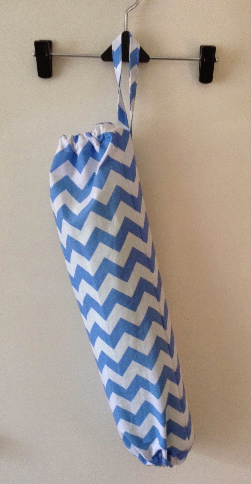 All your craft needs Tutorial Grocery Bag Holder