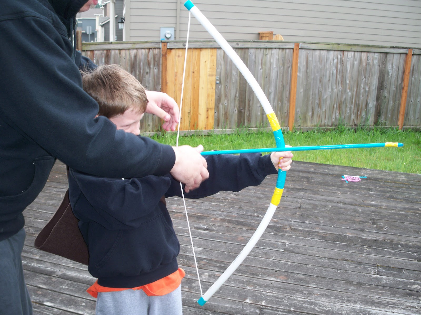 Ambering Along PVC Bow and Arrow Set
