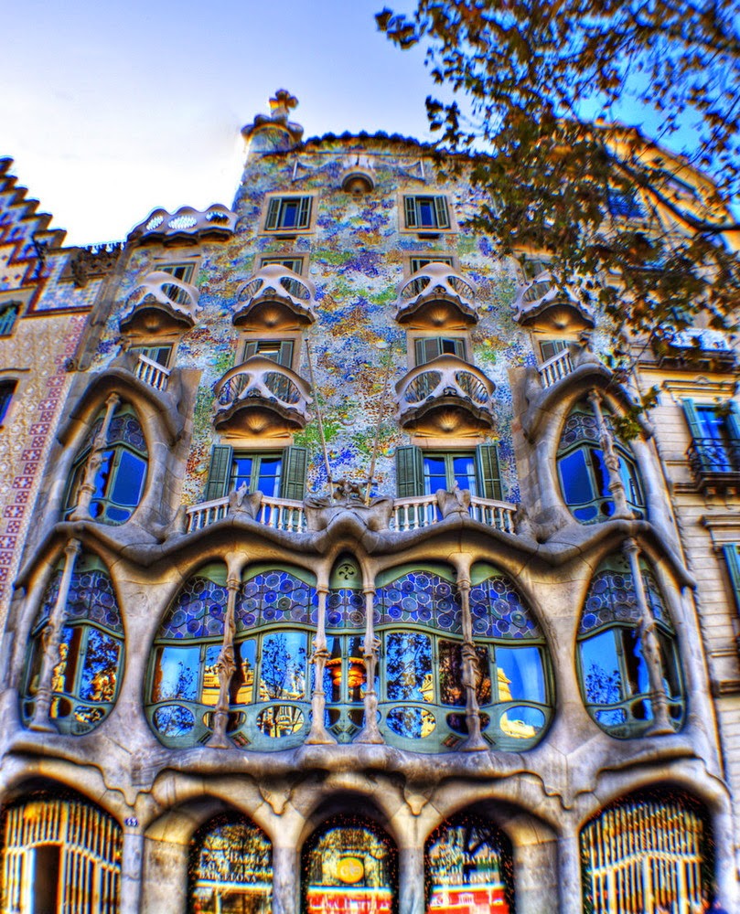 [ARCHITECTURE] Casa Batlló, Antoni Gaudi, Barcelona, Spain ART FOR