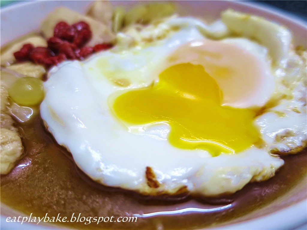 猫兒的天空 麻油鸡面线 Sesame Oil Chicken Soup with Mee Sua