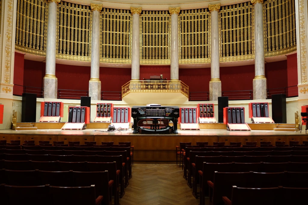 Ionarts Picturesque Cameron Carpenter's mobileish Marshall & Ogletree & our 100 year old Rieger