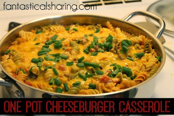 One Pot Cheeseburger Casserole | Dirty just one pot with this delicious #recipe