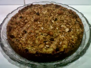 Torta integral de banana com granola