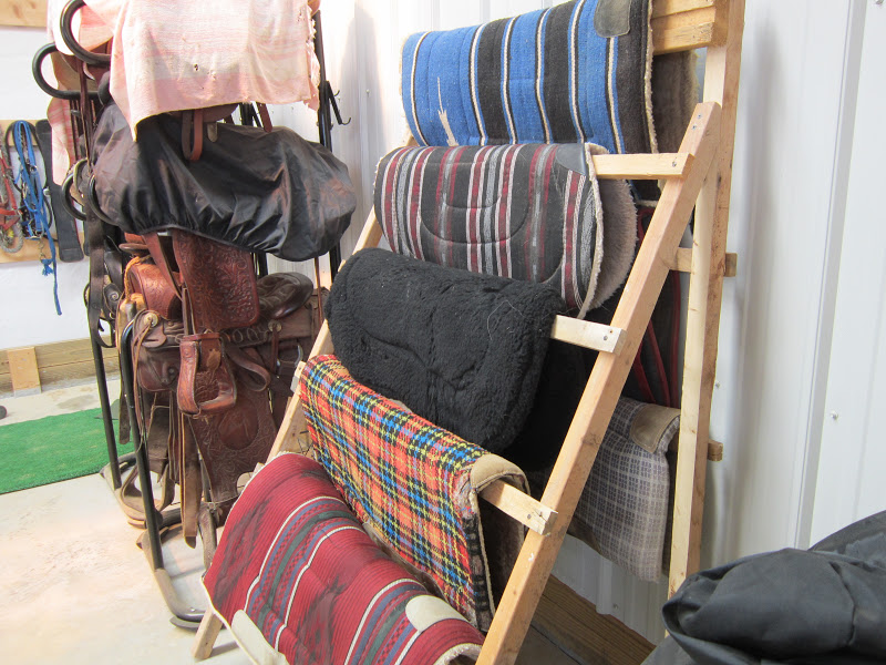 4R Ranch Saddle Pad Rack