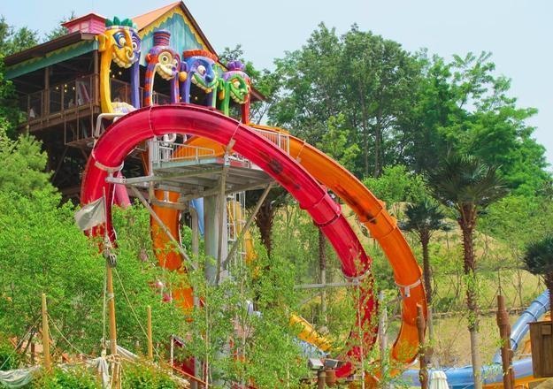 #25. AquaLoop, South Korea - The World’s 25 Scariest Waterslides… I’m Surprised #6 Is Even Legal. #25. AquaLoop, South Korea - The World’s 25 Scariest Waterslides… I’m Surprised #6 Is Even Legal.