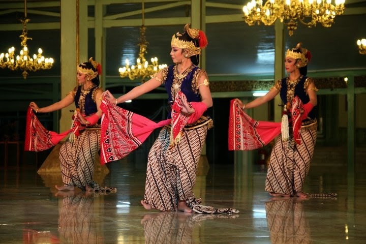 Welcome to My BLOG: TARI TRADISIONAL INDONESIA