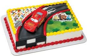 modelo de torta será de su agrado por la pista de carrera con cars modelo de torta será de su agrado por la pista de carrera con cars