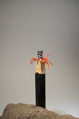 Incredible Sculptures Carved from a Single Pencil Hungarian artist and deviantART user cerkahegyzo carves intricate miniature sculptures from a single lead pencil. The artist says it’s a hobby and form of relaxation for him and that he carves them in his free time. During the day he works as a professional tool-maker in Hungary.