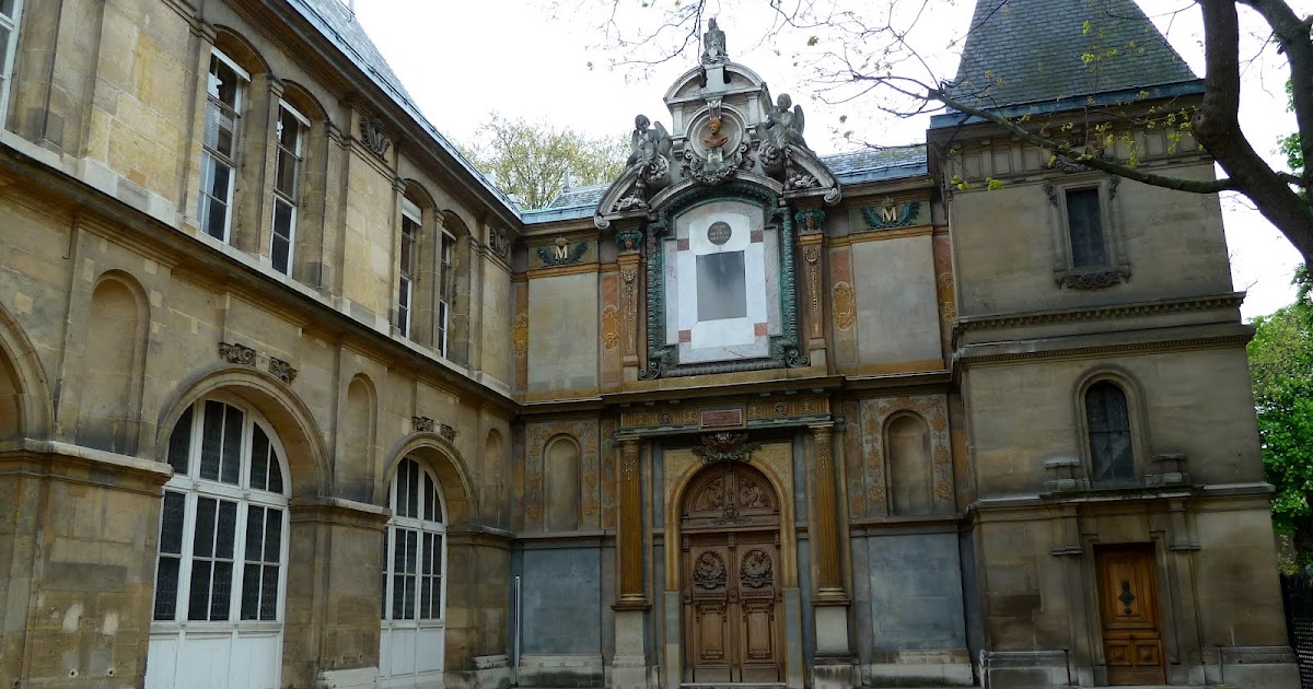 Living In Montpellier Paris Le Petit Luxembourg