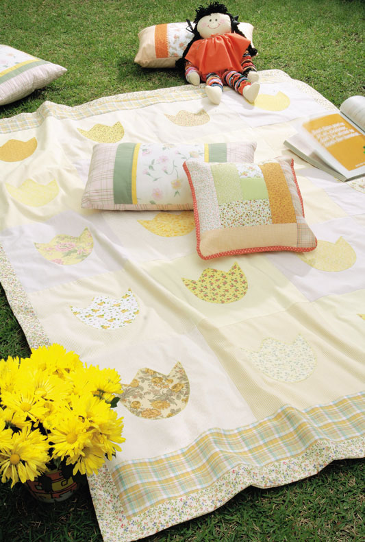 Artesanato em Geral Passo a passo de colcha florida feita com patchwork Fazer Artesanato Frases ~ Artesanato em Geral Passo a passo de colcha florida feita com patchwork