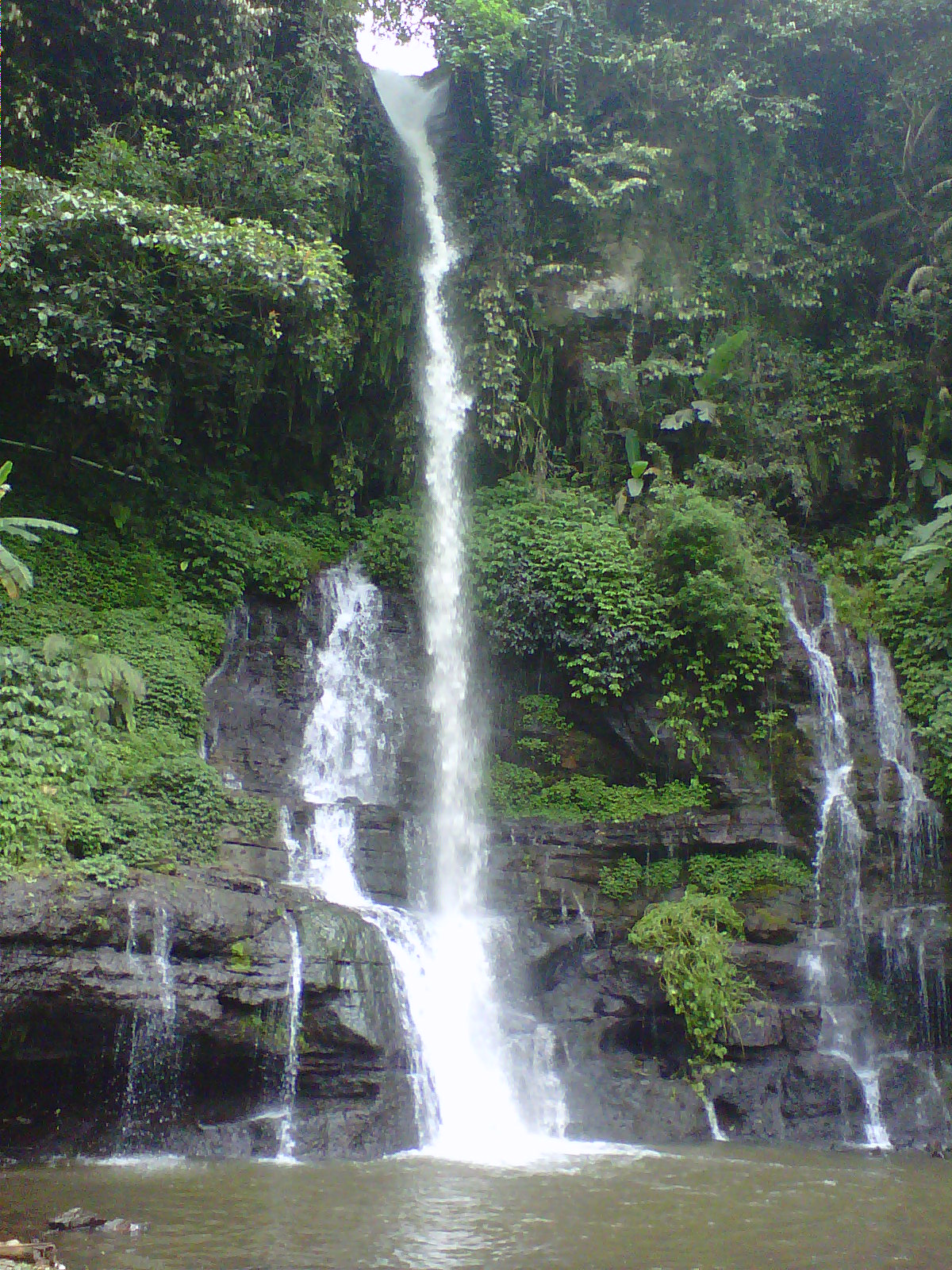 Panorama Curug Orok Yang Menawan di Selatan Kabupaten Garut Jawa Barat