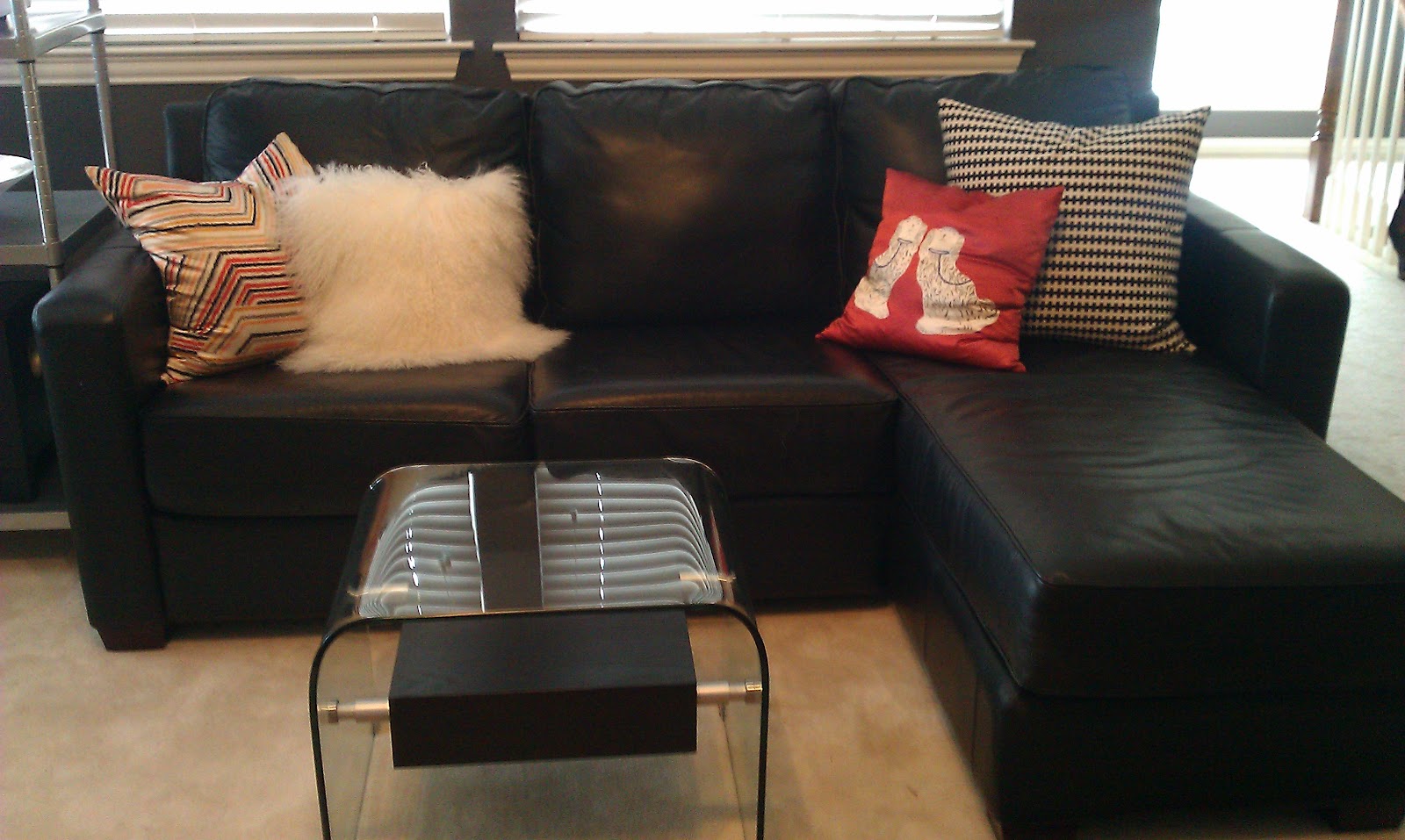 Styling the IKEA Stockholm pillow | Glamour Bug