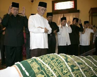 Tata Cara Sholat Jenazah