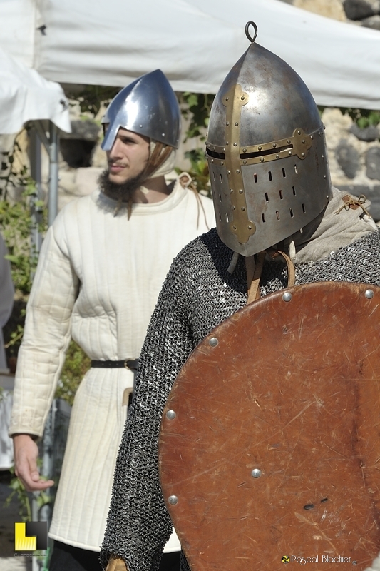 chevalier et soldat médiéval photo pascal blachier
