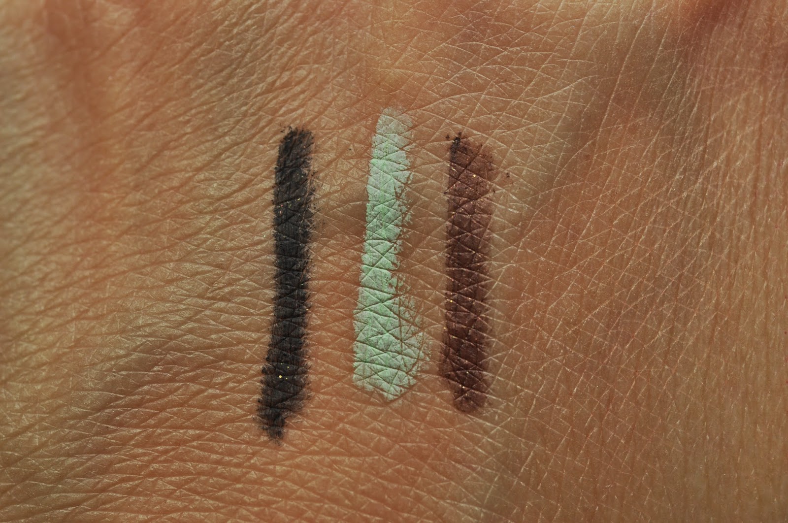 New Asian Cosmetics Happy Skin Cosmetics Swatches, Video Review The