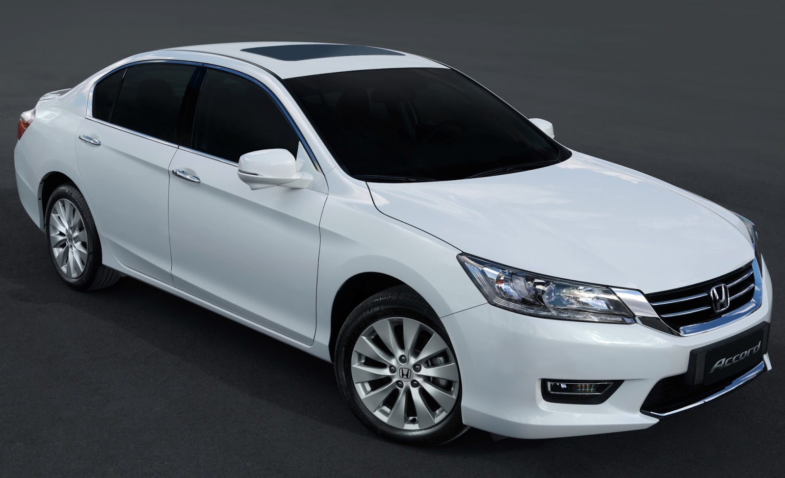 Nova geração do Honda Accord chega ao Brasil