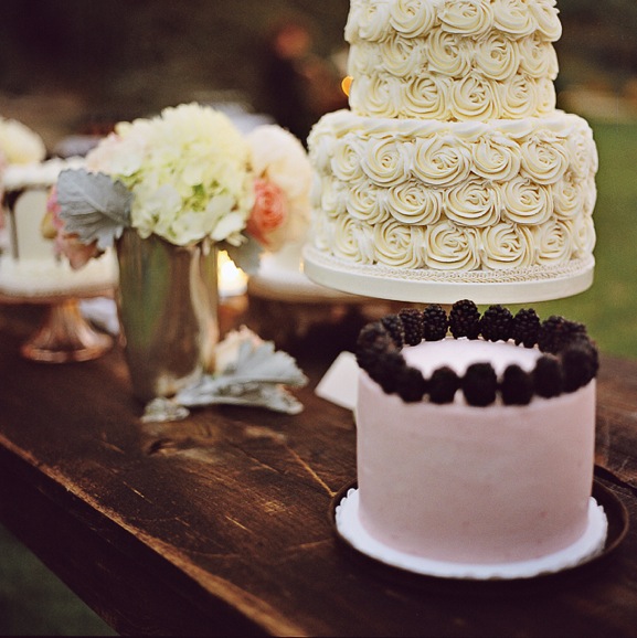 Twist n Swirl: {DIY}: Feminine cake decor