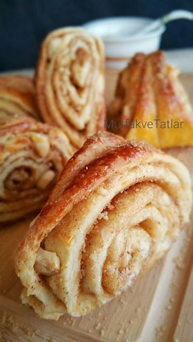 Fındıklı Tarçınlı Çörek Tarifi Videosu Fındıklı Tarçınlı Çörek Tarifi Videosu