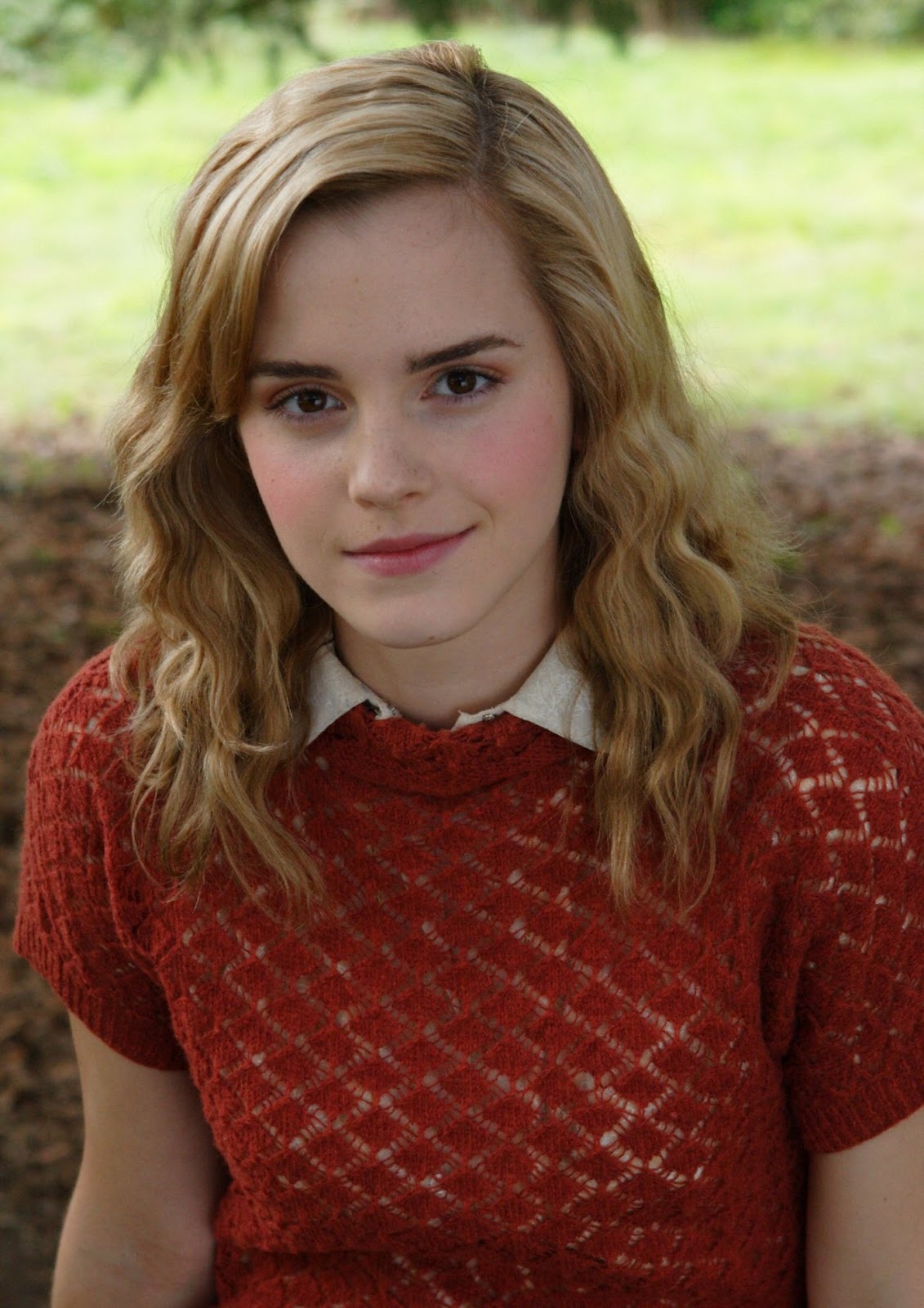 http://4.bp.blogspot.com/-3i4cdS4kWvE/UDKVSrOSSPI/AAAAAAAAVu0/1_uN_oFUpL4/s1600/15_emma-watson.jpg