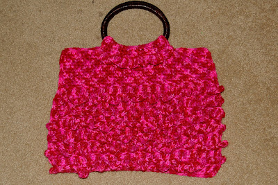 Crochet Ruffle Skirt - Free adjustable pattern by Deareebi