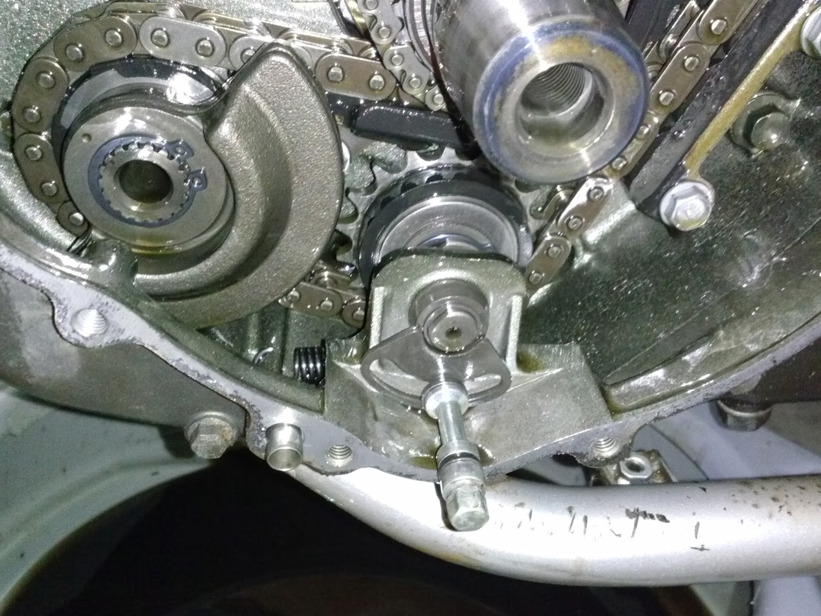Geoff's KLR650 project Upgraded the balancer chain tensioner A.K.A
