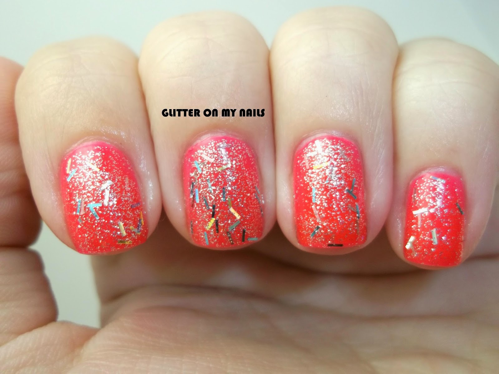 GLITTER ON MY NAILS GLITTER ON ME