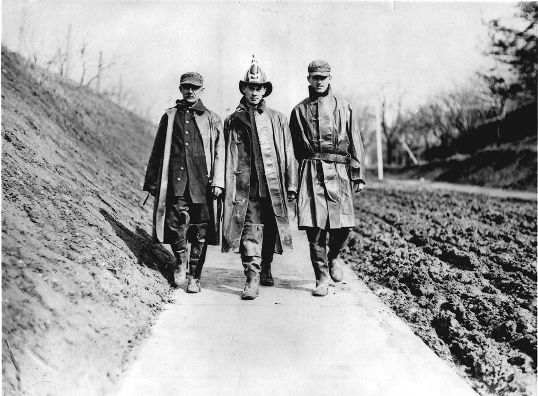 Firefighting Street Style from 1910