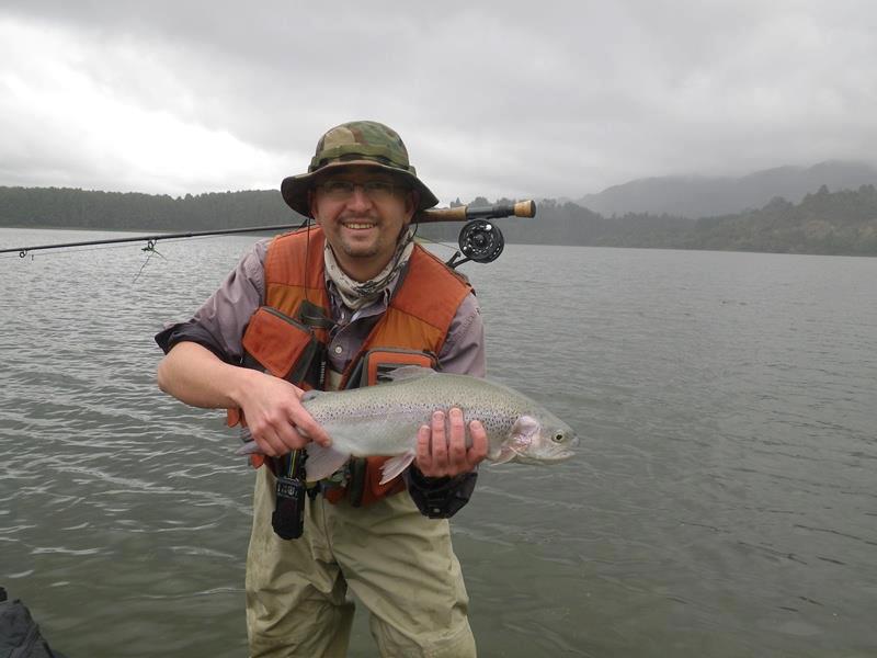 POR SI LAS MOSCAS PESCA DE TRUCHA EN LAGOS Y LAGUNAS