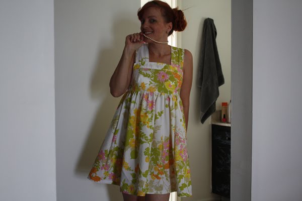 vintage bed sheet dress anniescupboards dress sheets