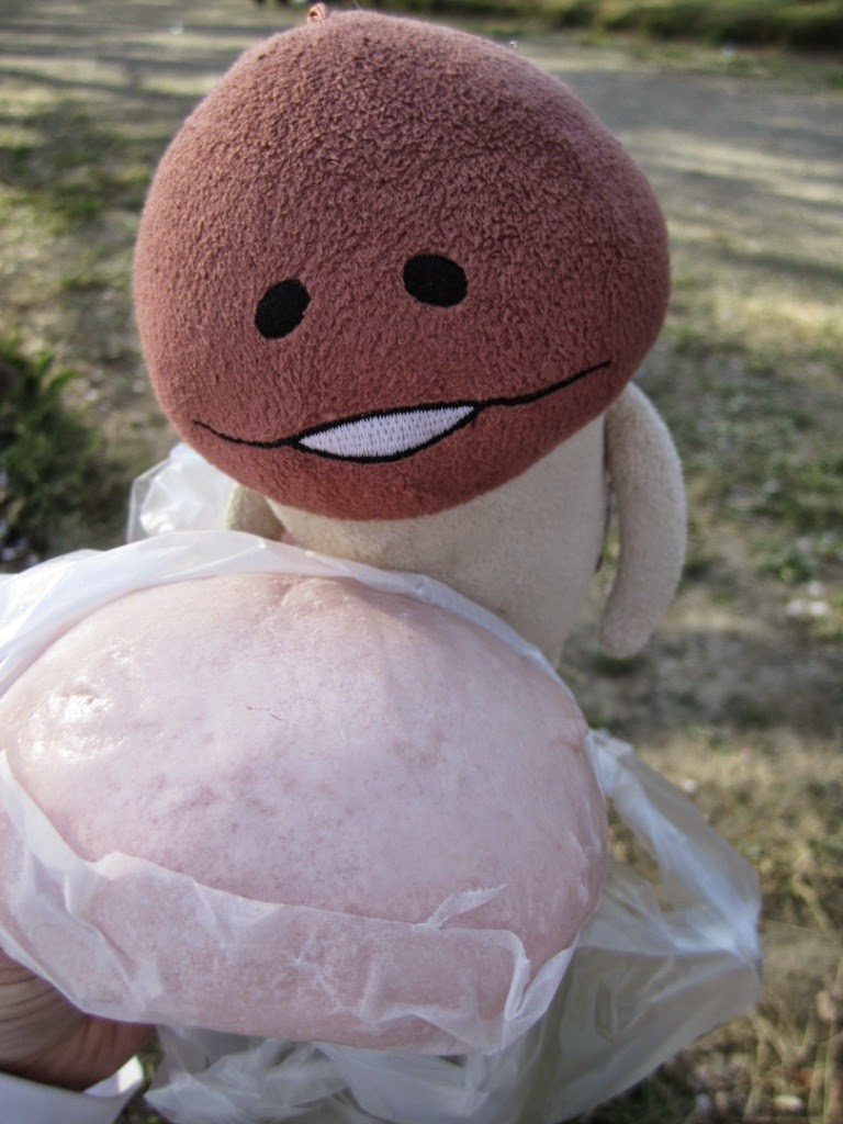 Sakura Man Steamed Bun Sakura Man Steamed Bun 弘前さくらまつり 桜マン