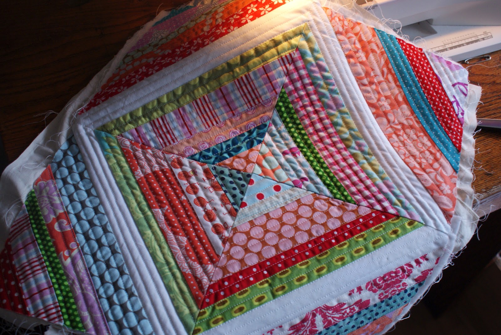 The Dining Room Drawers String Quilt Cushion Cover (Tutorial)