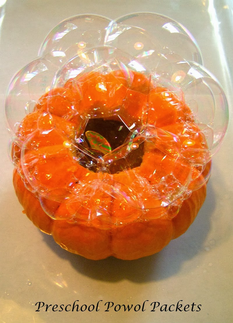 Bubble Science Experiment With Pumpkins!! | Preschool Powol Packets