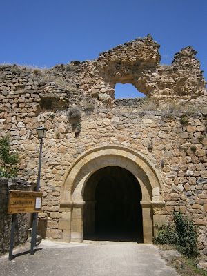 Puerta de San Bartolomé, Cañete, Cuenca, España
