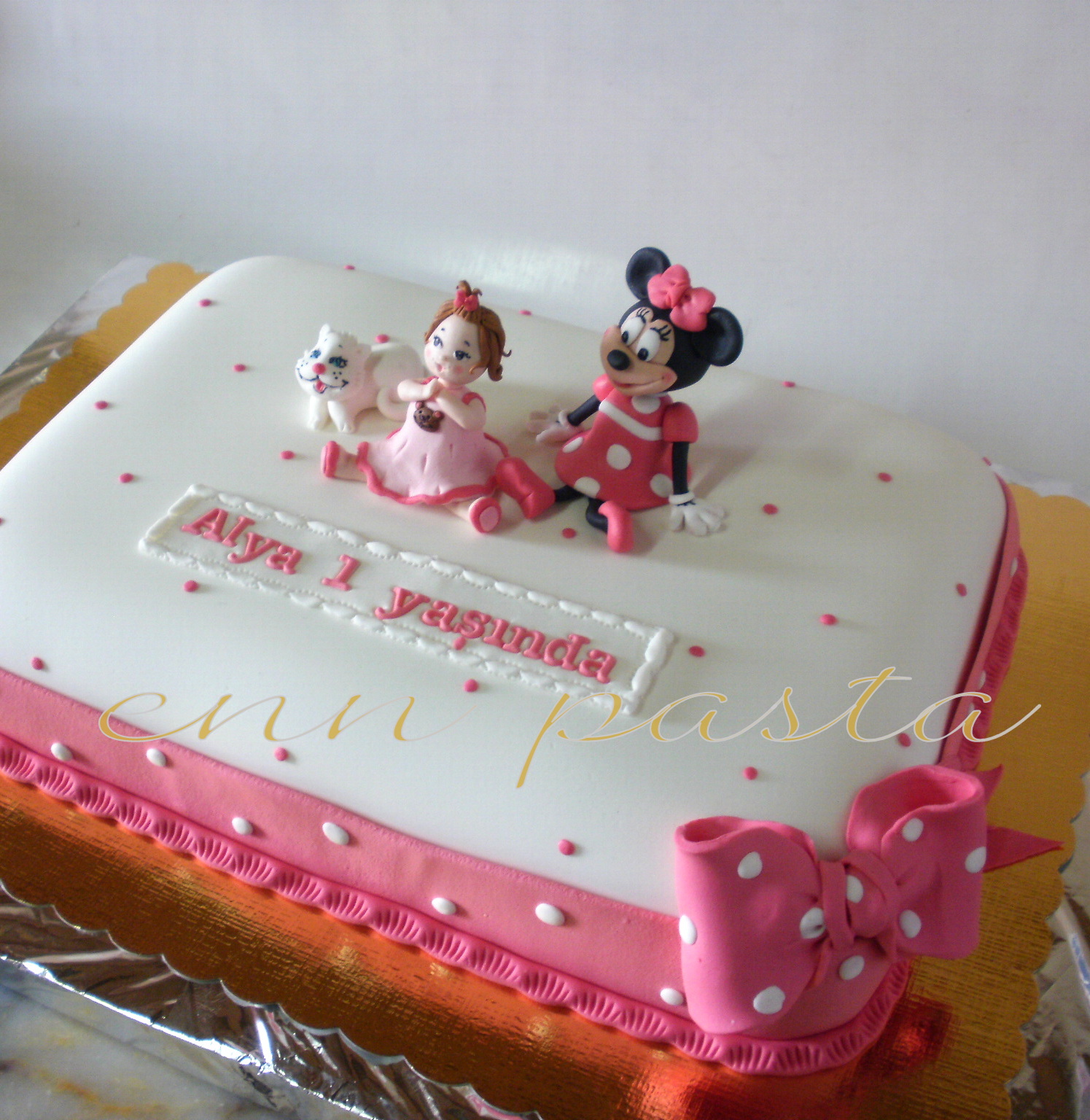 Enn Pasta Alya�nın Minnie Mouse�lu Pastası