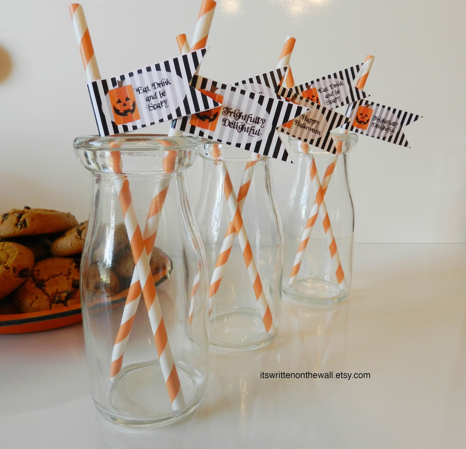 It's Written on the Wall Halloween Party Straws & Halloween Themed