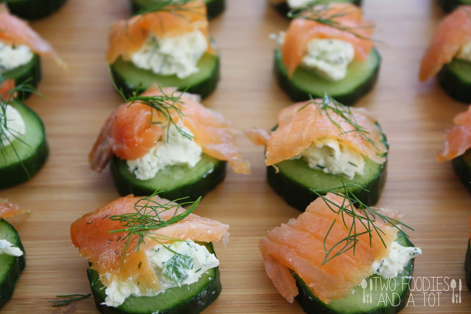 Two foodies and a tot Herbed cream cheese cucumber bites with smoked