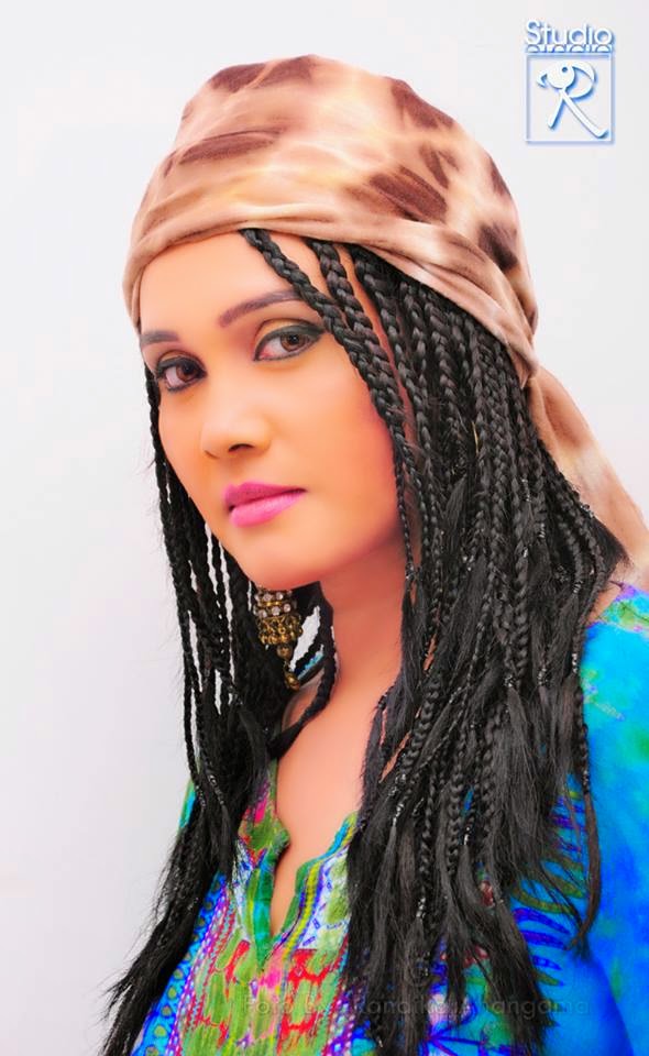 Hairstyles For Curly Hair In Sri Lanka | gayathri dias hairstyles sri lanka hot picture gallery Hairstyles For Curly Hair In Sri Lanka | gayathri dias hairstyles sri lanka hot picture gallery