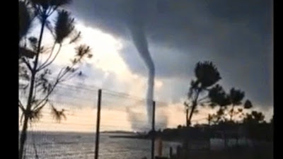 INUSUAL TORNADO ASUSTA A ESTAMBUL, 21 DE JUNIO 2014