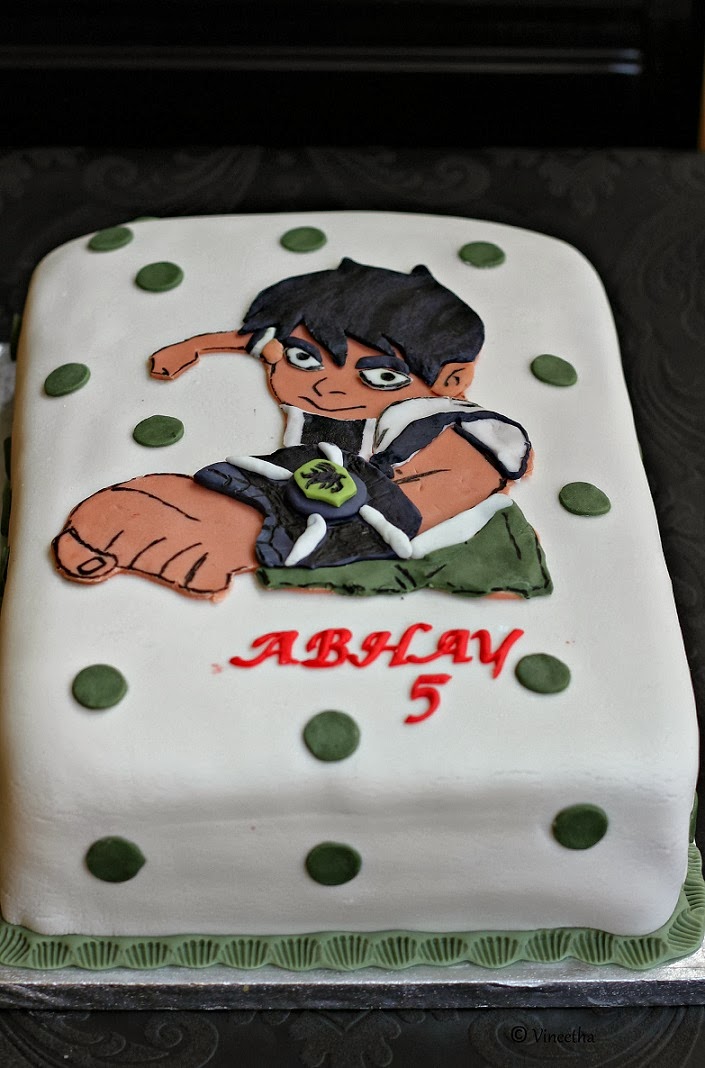 RUCHI: BEN 10 Cake and How I made it :)