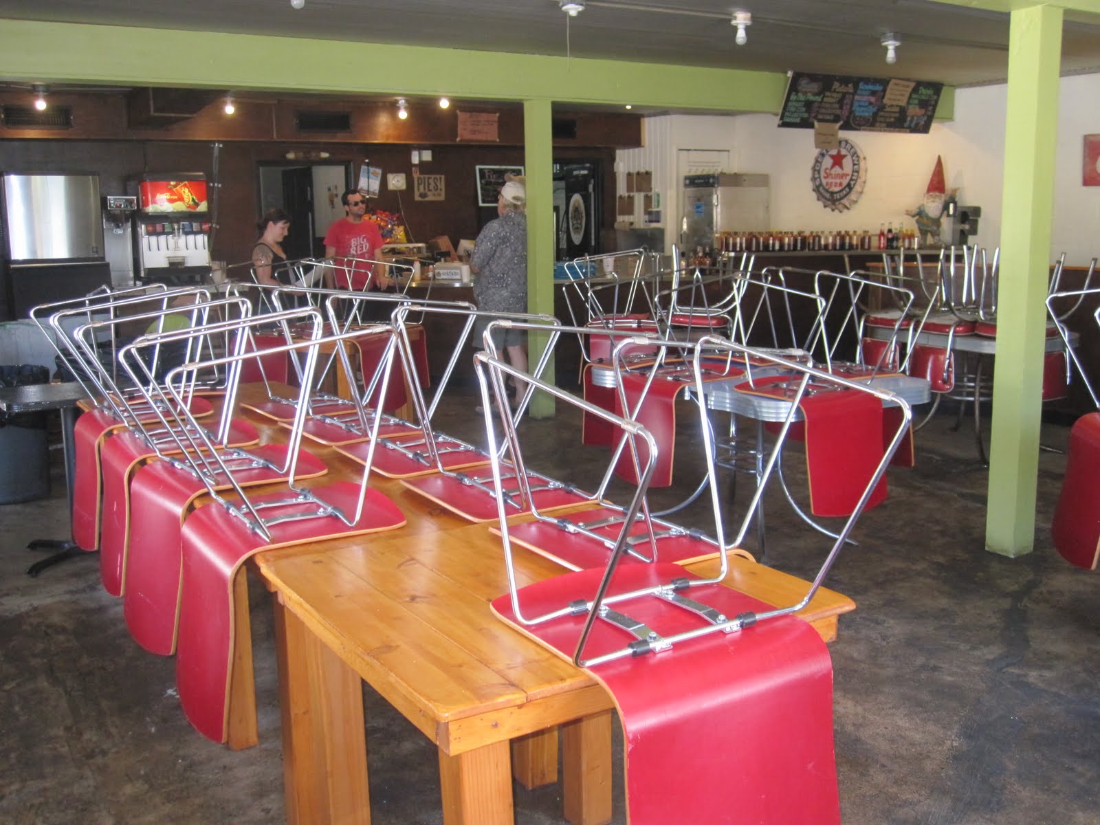 Man Up Tales of Texas BBQ™ Inside Franklin Barbecue (Austin, TX)