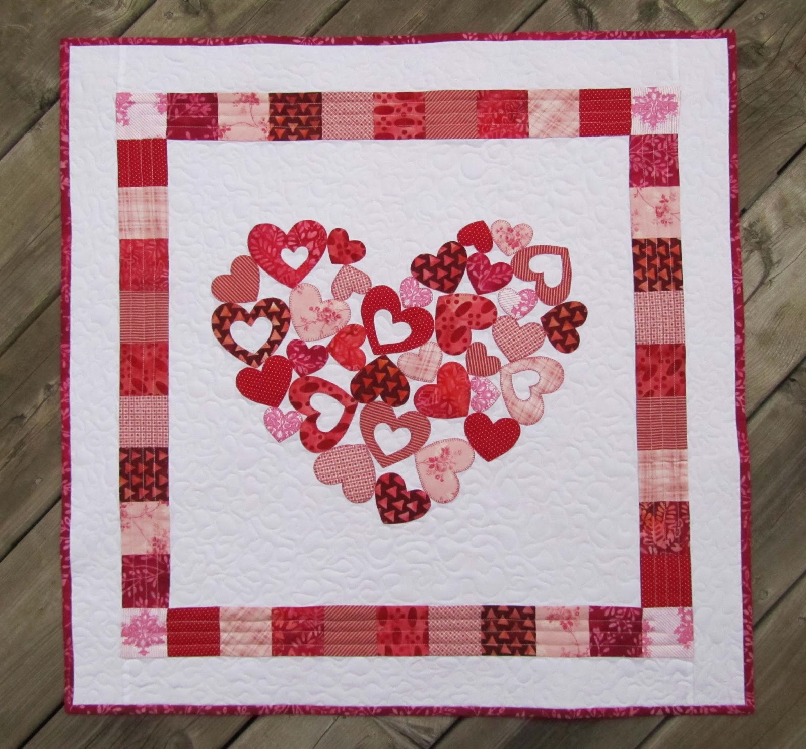 Eagle Feathers My Valentine Quilt/Serduszkowy Patchwork