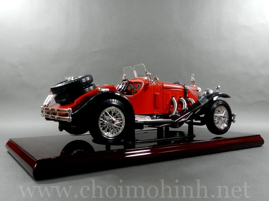 Mercedes-Benz SSK 1928 1:18 bBurago right