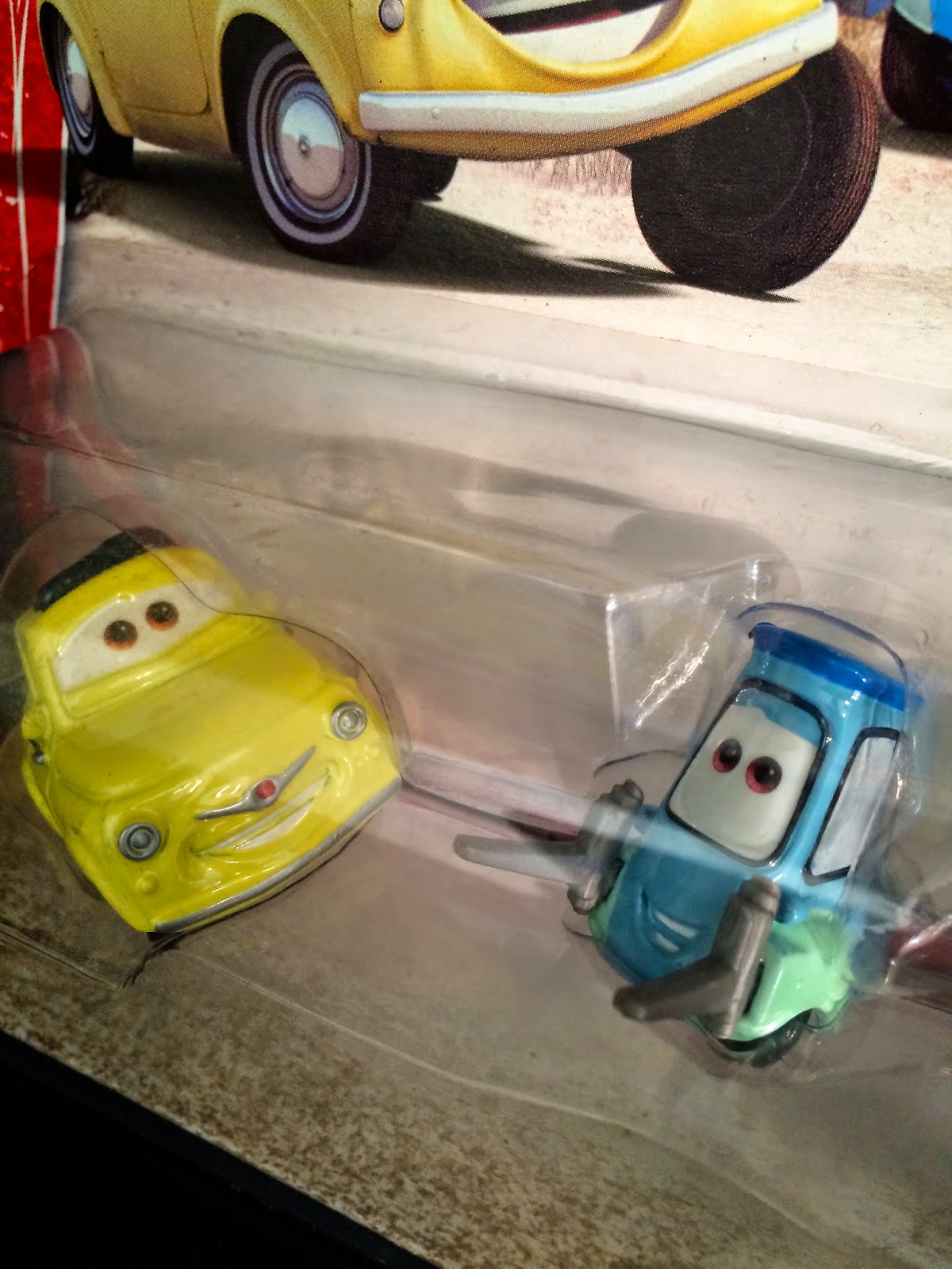 Dan the Pixar Fan Cars Luigi, Guidor & Tractor Movie Moments 3Pack