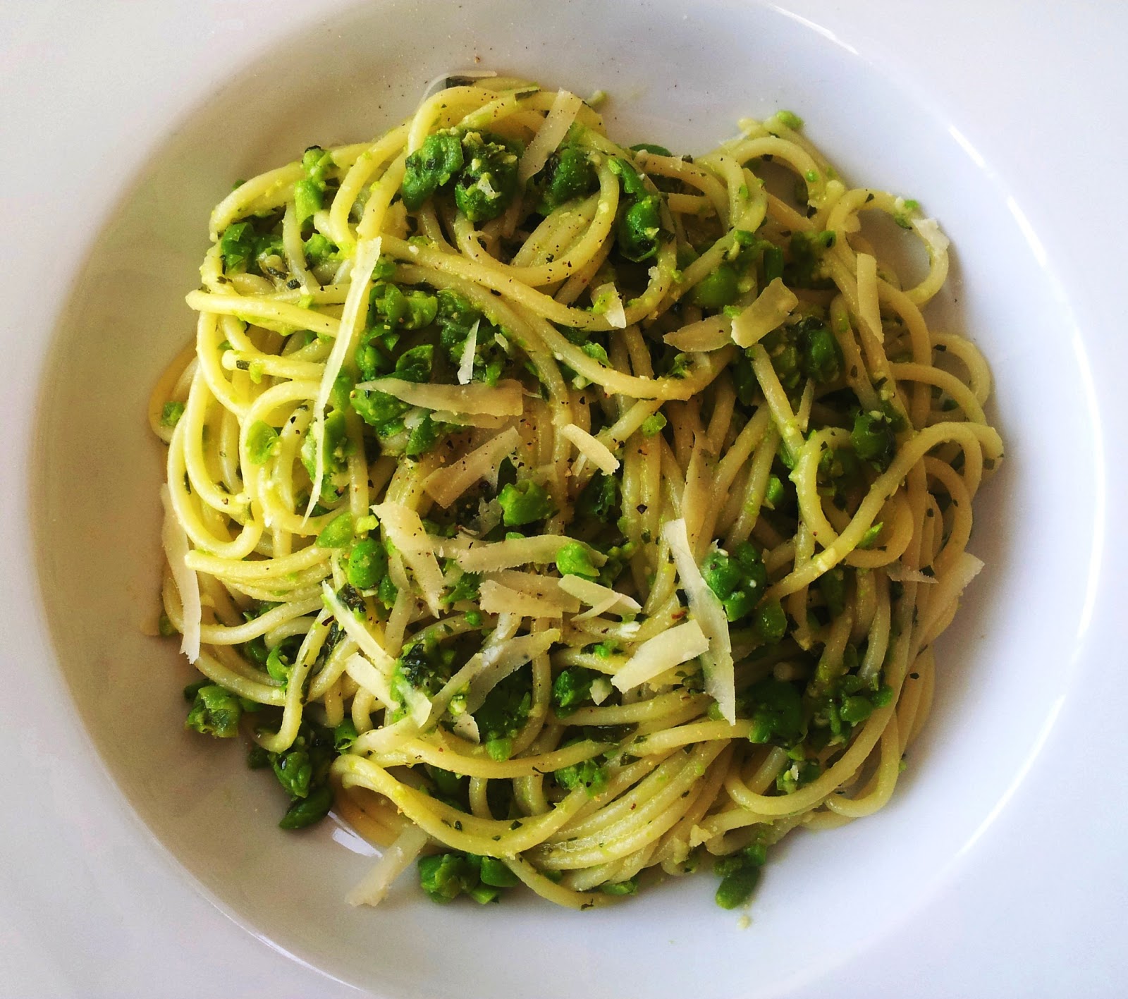 A Food Lover in London Spaghetti with Pea Pesto Recipe