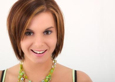 Short Bob Hairstyles: Chunky Highlights for Brown Hair 2011