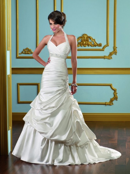 vestidos de novia baratas: selección de un equipo de la boda del artista